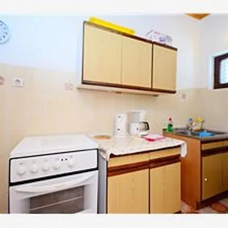 Adriatic A2-a6, Rab Апартаменты