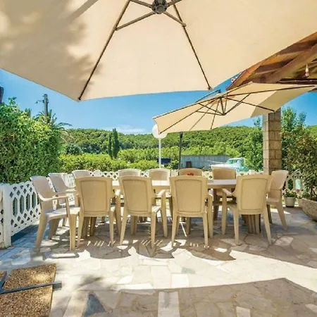 Apartment Adriatic A2-a6, Rab