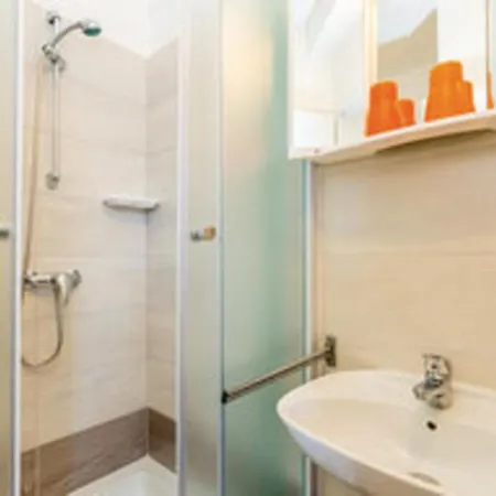 Adriatic A2-a6, Rab Kampor