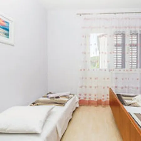 Apartment Adriatic A2-a6, Rab *