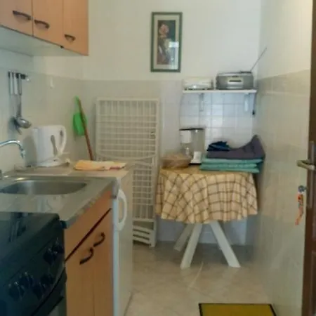 Adriatic A2-a6, Rab Apartment Kampor