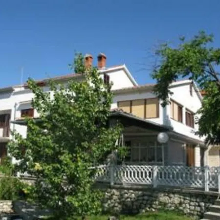 Adriatic A2-a6, Rab Apartment
