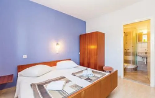 Adriatic A2-a6, Rab * Kampor