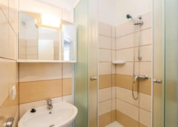 Adriatic A2-a6, Rab *